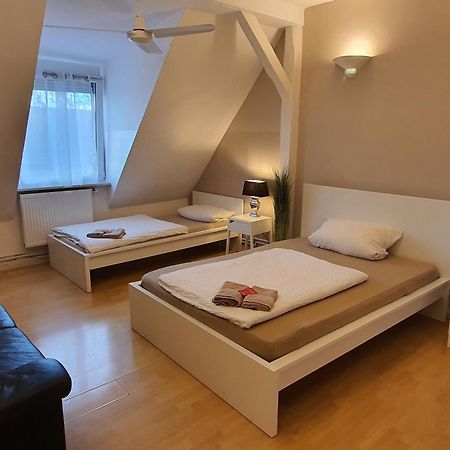 Colodging Mannheim - Private Rooms & Kitchen Exteriér fotografie